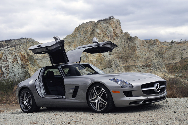 Illustration for article titled Mercedes-Benz SLS: Once Upon A Time In Mexico